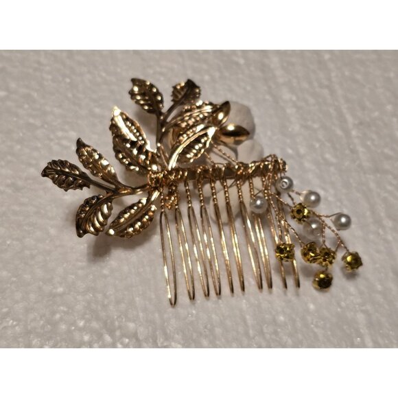 Gold Tone Floral Hair Comb White Flowers Pearls & Rhinestones Bridal Hairpiece - Picture 2 of 3